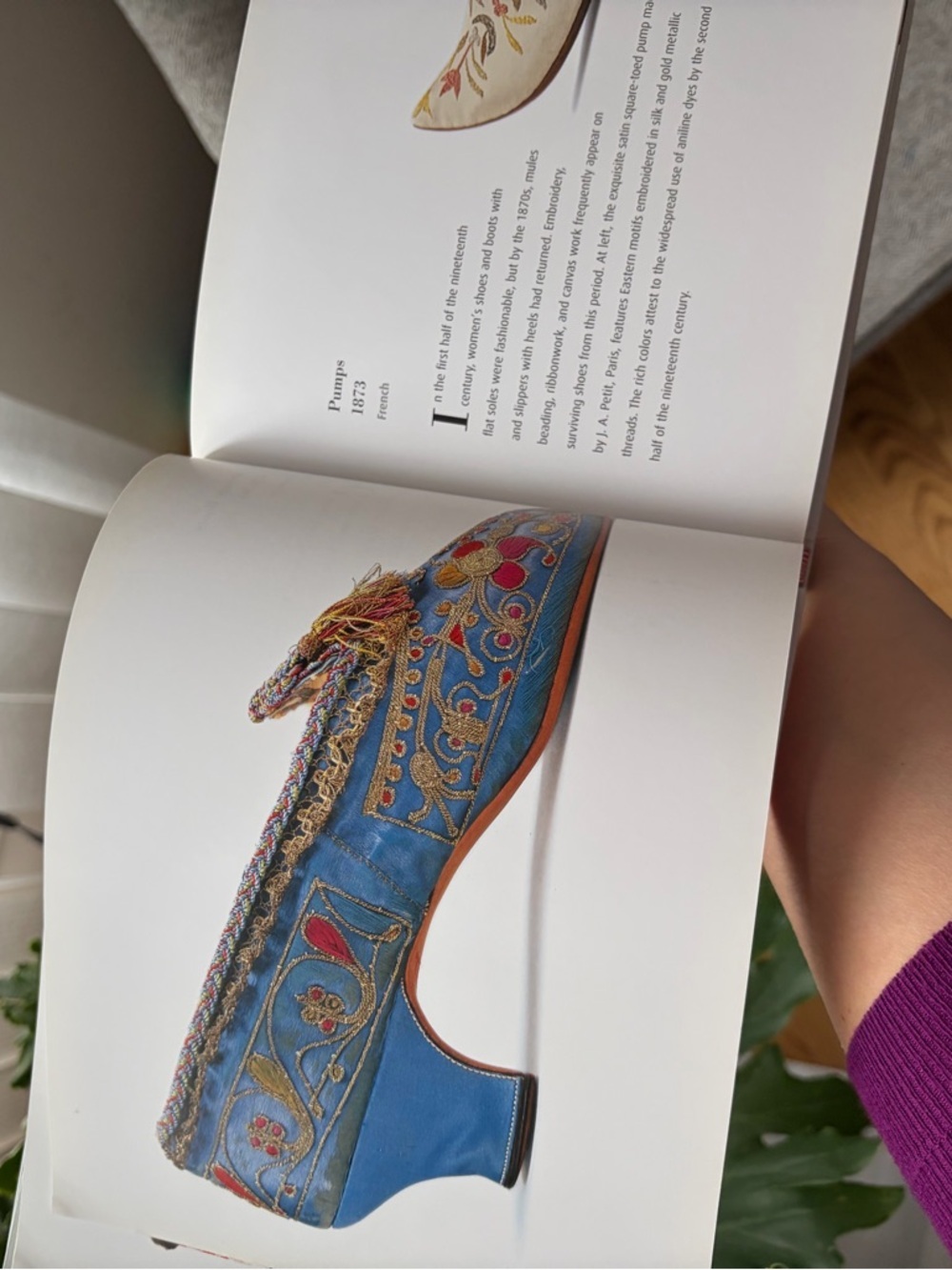 100 Shoes – The Metropolitan Museum of Art (Fashion Coffee Table Book - Picture 3 of 6